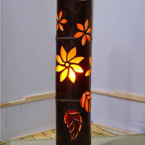 竹ランプ　〜〜揺らぎの炎　黒華〜〜 竹ランプ 〜〜揺らぎの炎 黒華〜〜 | iichi 日々の暮らしを心地よく