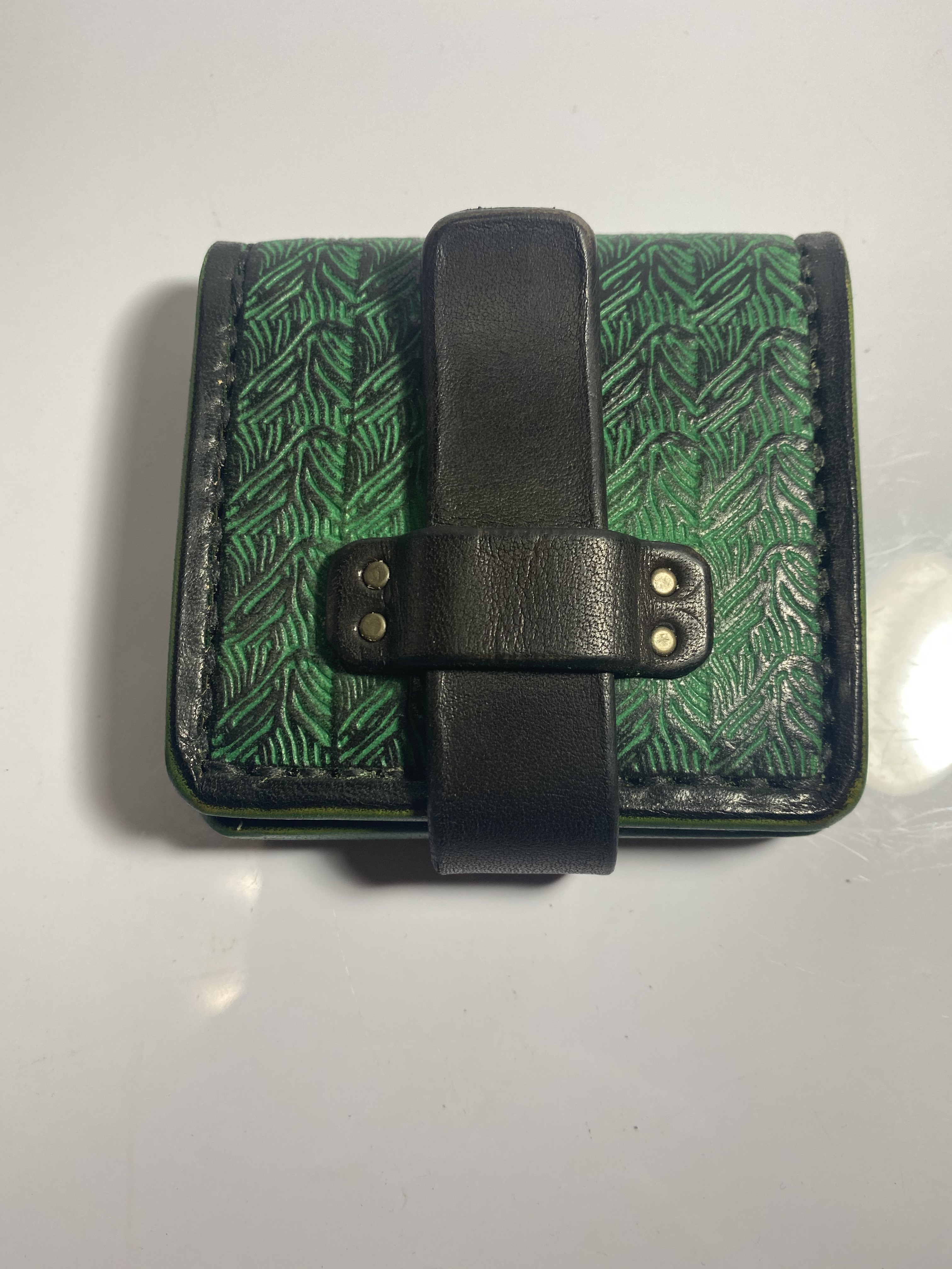 栃木レザー使用のコインケース　グリーンカラー