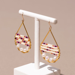 Signature Earrings (ドロップ・パール) 2枚目の画像