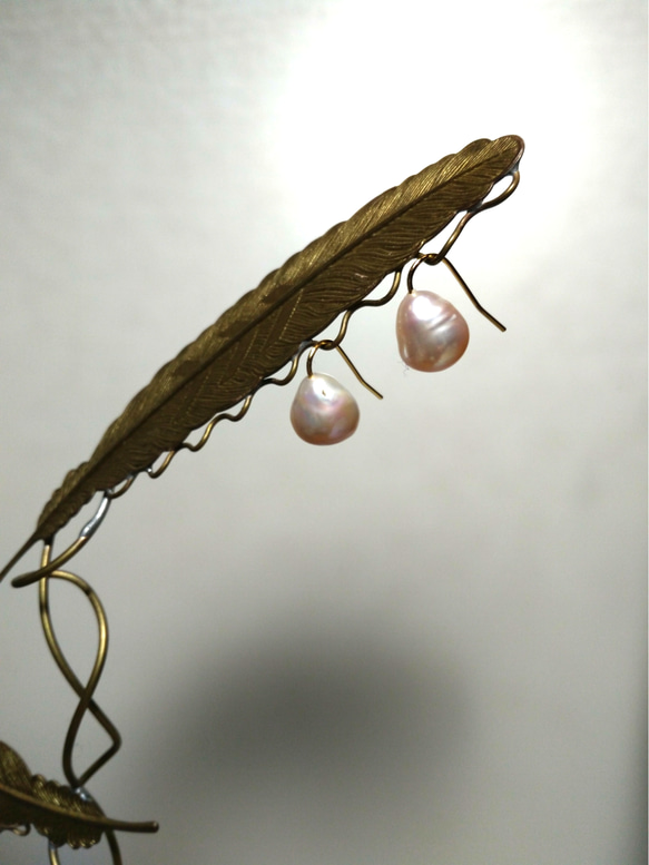 天然真珠のシンプルピアス 4枚目の画像