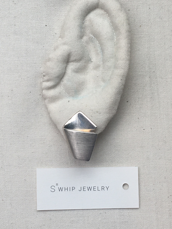 90s vintages silver earrings 4枚目の画像