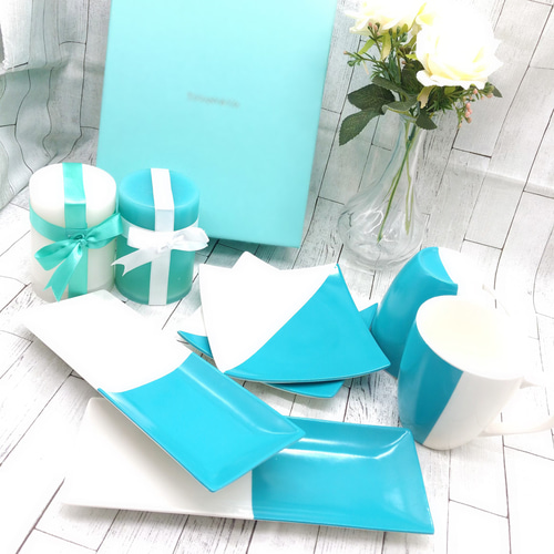 【新品】ティファニー プレート リボン 皿 食器 Tiffany & Co. Amazon.co.jp: 【名入れ対応可】ティファニー TIFFANY＆Co