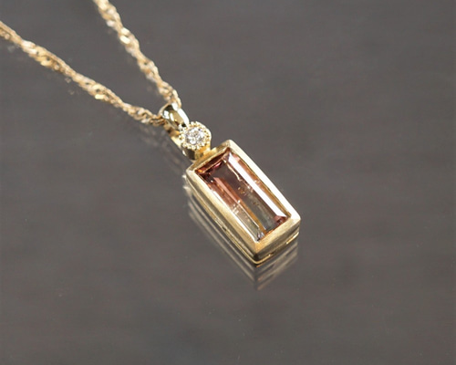 秋の新作 K18YG バイカラートルマリンペンダント<ヘッドのみ