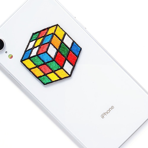 クリアできないルービックキューブ 2WAYS！刺繍のアイロンワッペン