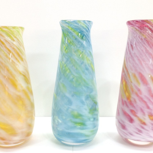 手作りガラス 雪風〈花器〉3色あります。 一輪挿し・花瓶・花器