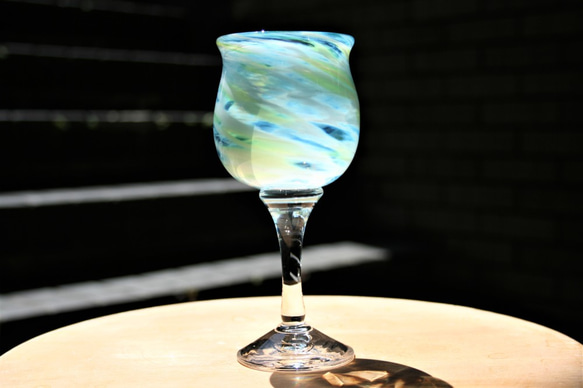 手作りガラス　雪風〈miniワイン〉3色あります。 6枚目の画像