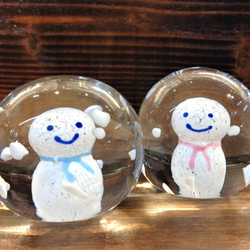 手作りガラス　雪玉～青～ 4枚目の画像