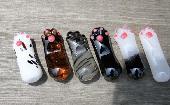 ねこのて箸置き　手作りガラス　6種 1枚目の画像