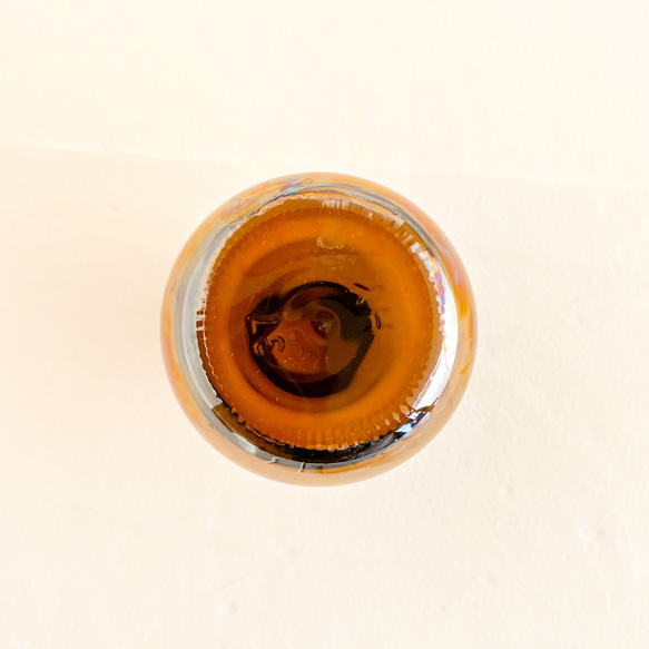小さな栄養ドリンク瓶で作った、小さな一輪挿し【パール加工】 8枚目の画像