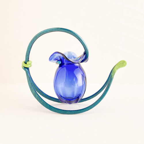 恋船〈平山 昭 作品〉フラワーベース・花瓶・一品物(グリーン