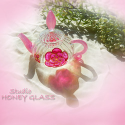 再販 ローズピンクのお花のミニポット（絵付けガラス） 2枚目の画像