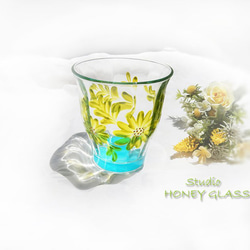花柄グラス（Lサイズ）～ライトグリーン＆ライトターコイズ（絵付けグラス） 2枚目の画像