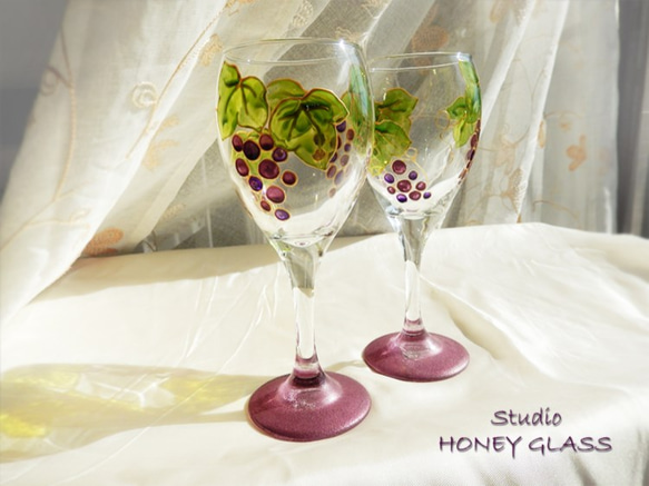 葡萄柄のワイングラス　（絵付けグラス）(再販） 2枚目の画像
