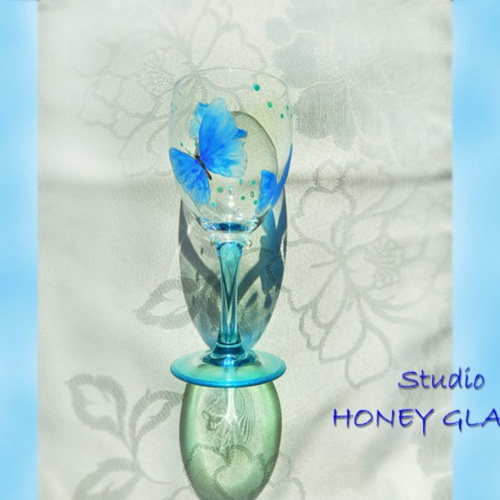 青い蝶のワイングラス （ガラス絵付け） ワイングラス Studio HONEY