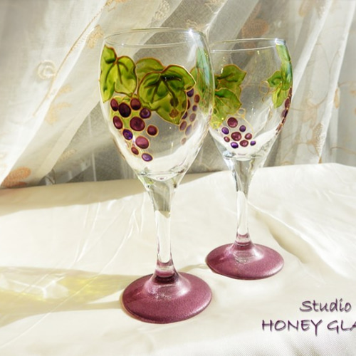 葡萄柄のワイングラス （絵付けグラス） ワイングラス Studio HONEY