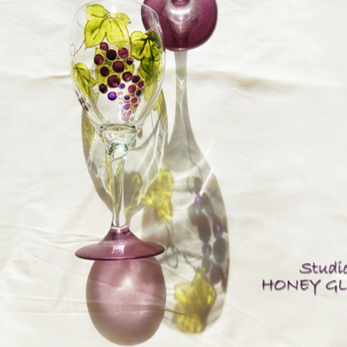 葡萄柄のワイングラス （絵付けグラス） ワイングラス Studio HONEY