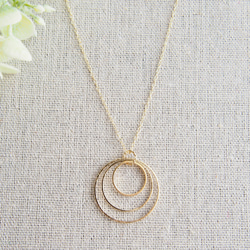 three circles / long necklace 2枚目の画像