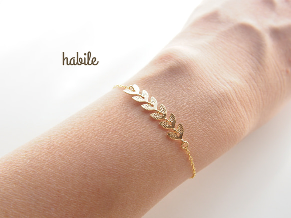 gold petit leaf / bracelet 1枚目の画像