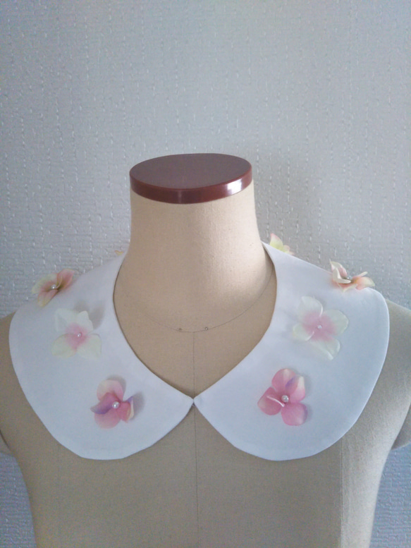 〜cherry blossom〜春色ピンクの花々＊真っ白な丸襟のつけ襟・つけ衿 1枚目の画像