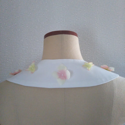 〜cherry blossom〜春色ピンクの花々＊真っ白な丸襟のつけ襟・つけ衿 4枚目の画像