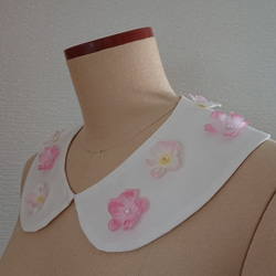 〜SAKURA〜襟を彩る花々＊真っ白な丸襟のつけ襟・つけ衿 2枚目の画像