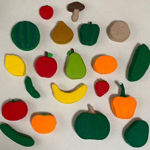 アルミラージ様専用。フェルト 野菜 果物 おままごと フェルトままごと