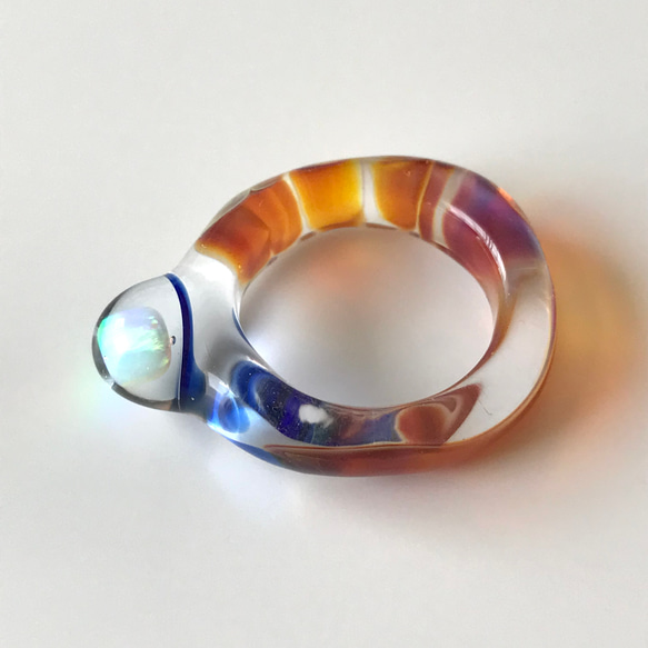 ホワイトオパールガラスの指輪 A 220921 5枚目の画像