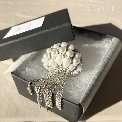 Jellyfish】クラゲ 海月 ビーズ刺繍 ブローチ(L20) ブローチ