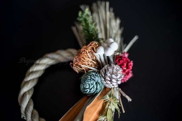 「Winter wreath.  type-D 」　ドライフラワーのしめ縄飾り 6枚目の画像