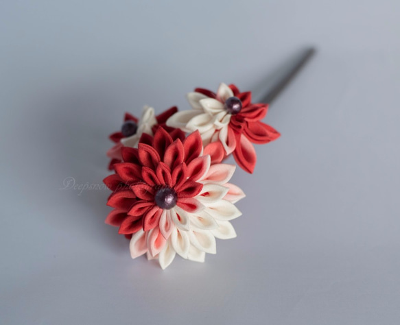 Tumami KANZASHI 「紅花」 / つまみ細工花かんざし　１本挿し 2枚目の画像