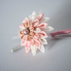 SALE!「桃斑」TSUMAMI　KANZASHI・ つまみ細工花ビラ簪 4枚目の画像