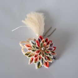 「絢爛」TSUMAMI　KANZASHI・つまみ細工花簪　タッセル付き *受注制作 1枚目の画像