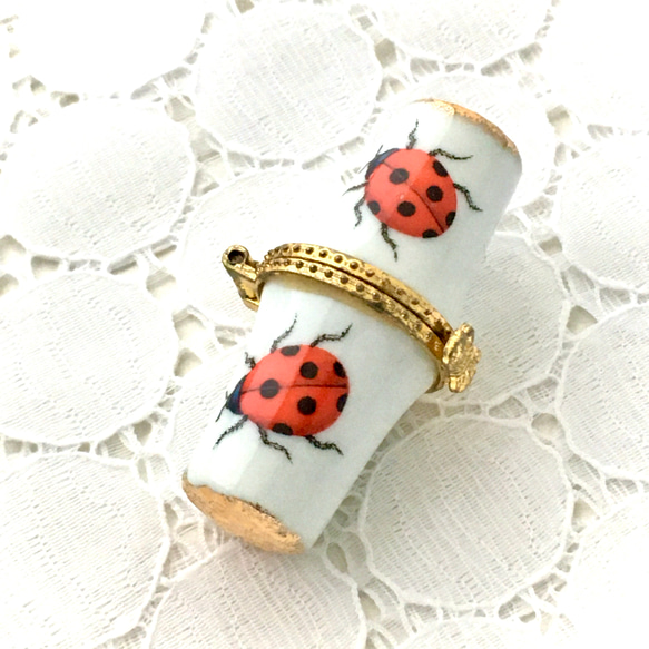 てんとう虫のニードルケース・針入れ（イギリス）｜ヴィンテージ