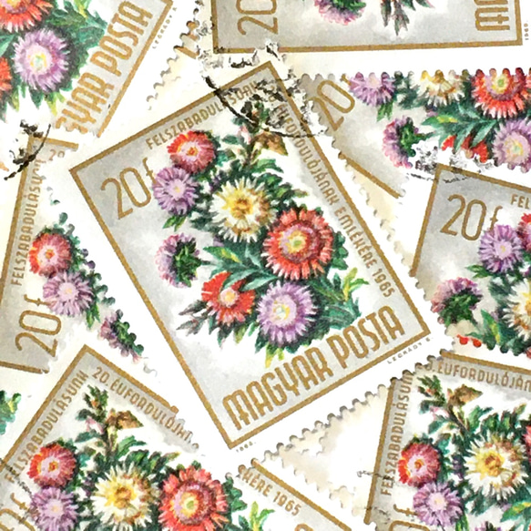 匈牙利的10枚花郵票（外國郵票/舊郵票）｜古董/古董 第1張的照片