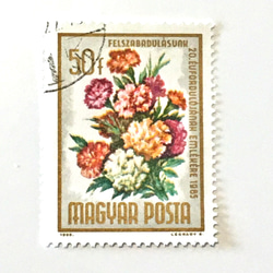 花の切手 カーネーション 10枚入 ハンガリー（外国切手・古切手）｜アンティーク・ヴィンテージ 3枚目の画像