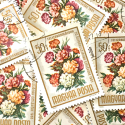 花の切手 カーネーション 10枚入 ハンガリー（外国切手・古切手）｜アンティーク・ヴィンテージ 2枚目の画像