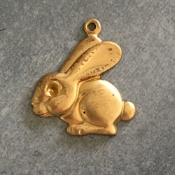 黃銅沖壓吊飾 2 隻兔子｜死貨（復古古董） 第3張的照片
