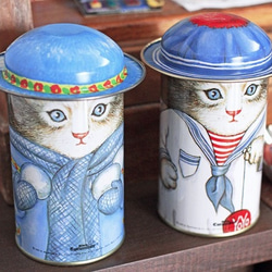 【 Kitty Cucumber 】ネコのブリキ缶（ ティンボックス） ヨーヨーを持つネコ｜デッドストック・ヴィンテージ 4枚目の画像