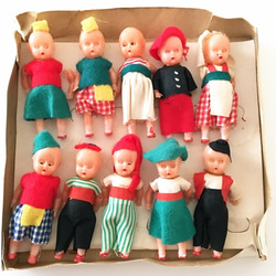 微型塑料娃娃|復古與古董 第3張的照片