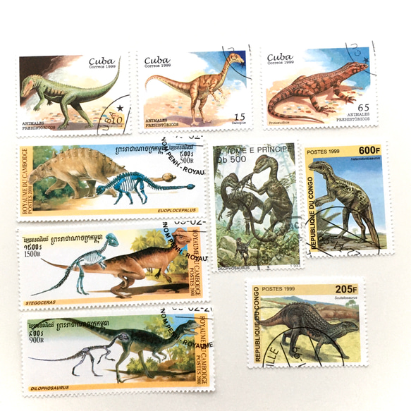 切手　使用済み　海外　世界切手　恐竜　stamp スタンプ　大量　まとめ売り 世界の恐竜・珍獣切手アソート9枚入（外国切手・古切手