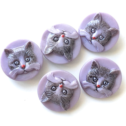 貓的玻璃鈕扣（捷克）｜黑貓x淺紫色 第2張的照片