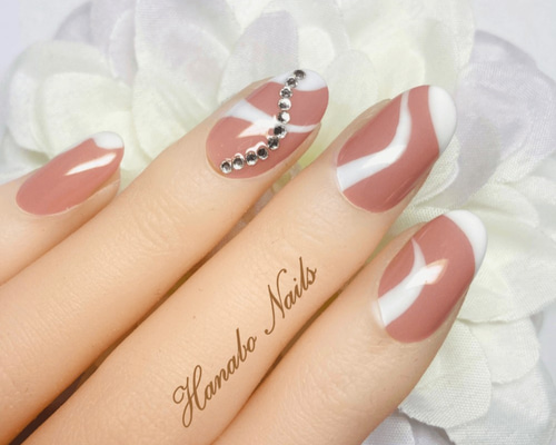 ロングネイルチップ ストーン装飾 ホワイト ベージュ チップ種類、カラー変更可能》ホワイトワンカラーストーン埋めつくし