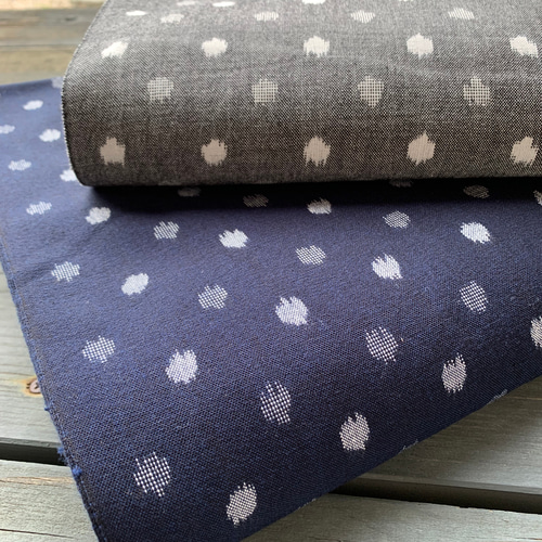 久留米絣「水玉」中紺（＊1mからの切り売り） 生地 かすり日和