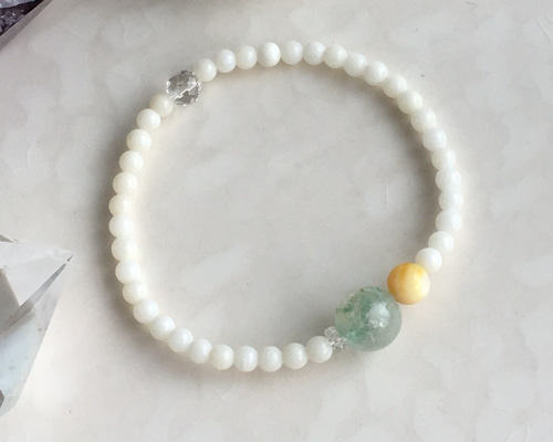 グリーンファントムブレスレット✨ハッピーエネルギー入り✨ グリーンファントムブレスレット✨ハッピーエネルギー入り✨