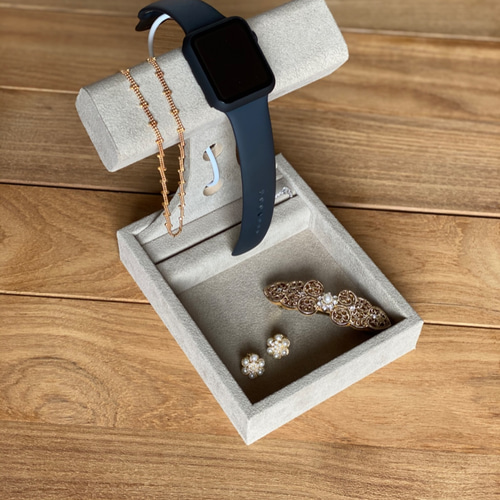 ジュエリートレー 時計スタンド に リングホルダーも 指輪・リング