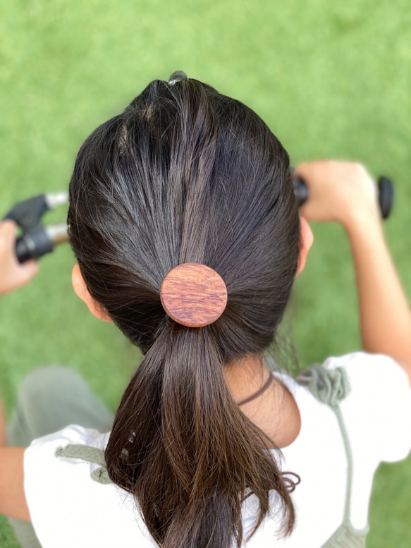 神様の宿る木 ブビンガ の ヘアゴム 3枚目の画像