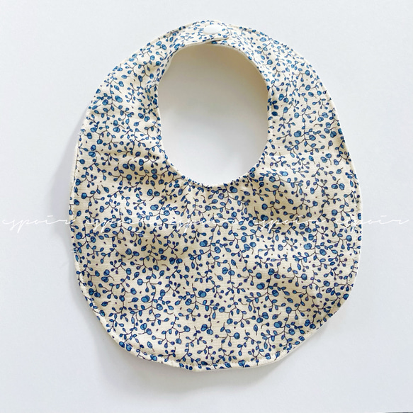 ✳︎ハンドメイド✳︎  スタイ  よだれかけ　ビブ handmade/BABYno84】ハンドメイド /ビブ/スタイ/楕円 スタイ