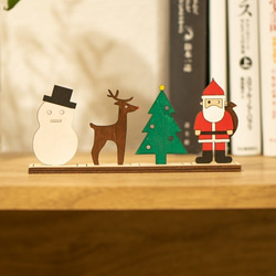 クリスマス「雪ダルマ トナカイ ツリー サンタクロース」小さな木の置物 4点セット 1枚目の画像