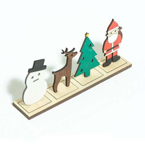 クリスマス 小さな木の置物 「雪ダルマ トナカイ ツリー サンタ」 4点