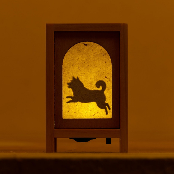 石州和紙のミニ行灯 「イヌとお散歩」 7枚目の画像